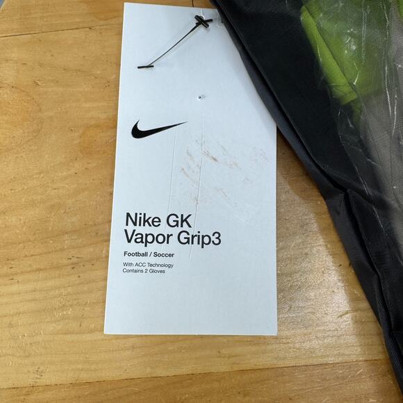 Size 9 - Nike Vapor Grip3 Goalkeeper Gloves Volt Black Soccer Goalie HQ0304-702 - Picture 4 of 7